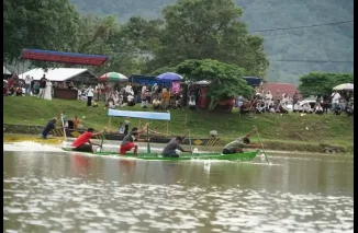 Pemuda Nagari Taluak Lintau Gelar Pacu Biduak