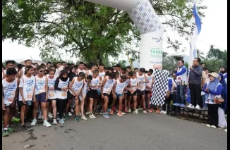 Bank Nagari dan Bakanti Gelar Marathon Lintau Wisata 10K