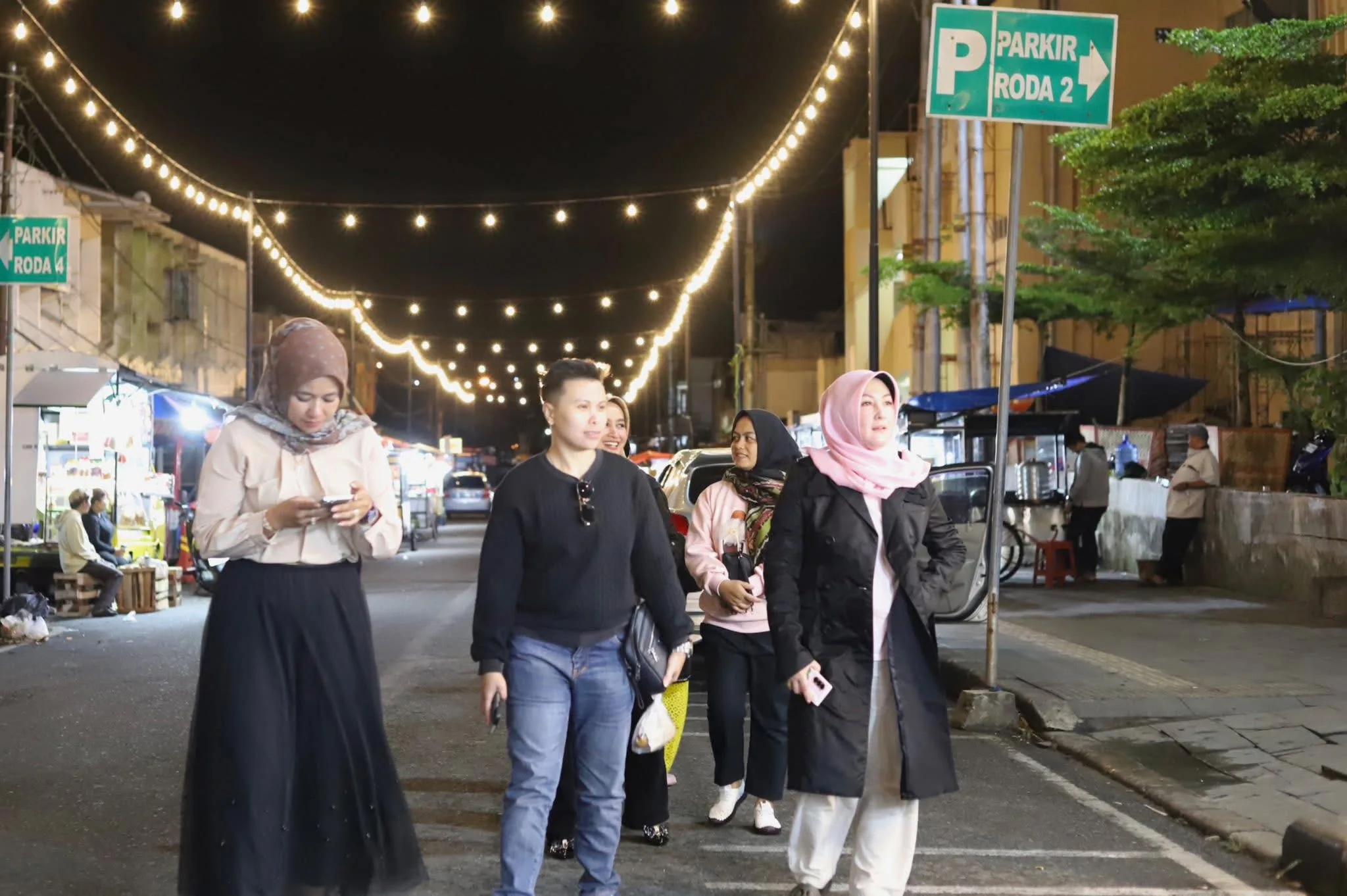 Libur Panjang, Masyarakat Bisa Nikmati Live Musik di Pasar Pusat Padang Panjang