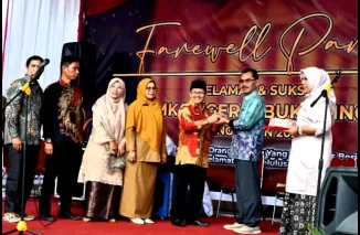 Gustian Budiarto : SMKN 1 Bukittinggi Catatkan Kelulusan 100 Persen  ‎