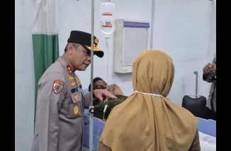 Didampingi Wawako Allex Saputra, Kapolda Sumbar Tinjau Korban Kecelakaan ALS
