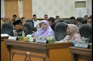 DPRD Agam Gelar Paripurna, Wabup Sampaikan Jawaban atas Pandangan Fraksi