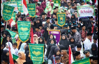 Pemkab Tanah Datar Gelar Apel Didikan Subuh dan Pawai Meriahkan 1 Muharram 1447 Hijriah