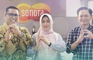 Wako Hendri dan Ketua TP-PKK Tampil di Sonora FM
