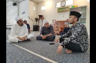 Wawako Allex Serahkan Bantuan untuk Fisabilillah, Dorong Penguatan Dakwah di Kota Serambi Mekkah