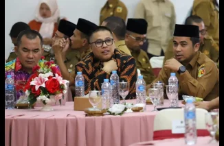 Dukung Penuh SPM, Wako Hendri Arnis Pimpin Langsung Komitmen Pelayanan Dasar di Rakor Provinsi