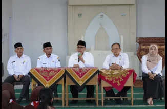 Wako Hendri Arnis Berikan Pendidikan Pancasila kepada Siswa SMAN 1 Padang Panjang