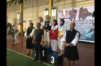 Dua Kenshi Muda Padang Panjang Bawa Pulang Medali di Kejurda Kempo Sumbar