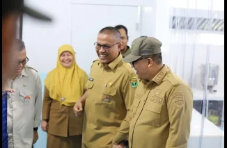 Sekdaprov Sumbar Tinjau Terminal Busur dan Fasilitas Produksi MBG di Padang Panjang