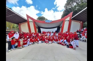 Banjir Prestasi, TP PKK Guguk Malintang Sabet Juara Umum Semarak HUT RI