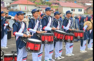 Marching Band SMAN 1 Sukses Meriahkan Upacara Penurunan Bendera HUT RI