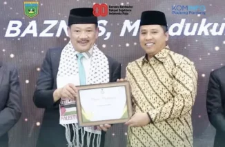 Wako Hendri Arnis Dinobatkan sebagai Kepala Daerah Pendukung Gerakan Zakat Indonesia