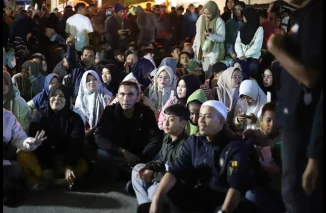 Antusiasme Warga Meriahkan Dendang KIM Berhadiah Motor di Tanah Hitam