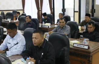 DPRD Agam Gelar Paripurna Pandangan Umum Fraksi Terkait RAPBD Perubahan 2025