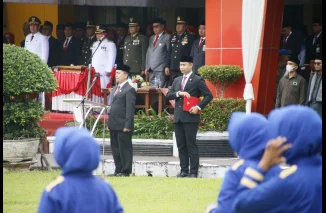 Ketua DPRD Agam Bacakan Teks Proklamasi pada Upacara HUT ke-80 RI