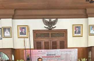 Eko Puguh Angkat Isu Perlindungan Konsumen dan UMKM dalam Pengabdian Masyarakat di Tulungagung