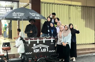 Kopi Gerobak Padang Panjang, Secangkir Kesegaran di Tengah Jalan