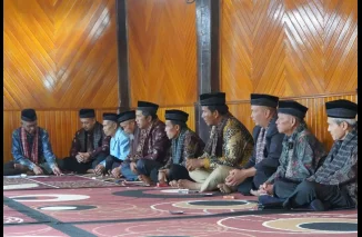 Silaturahmi dengan KAN, Wako Hendri Tekankan Pentingnya Kekompakan Tiga Nagari