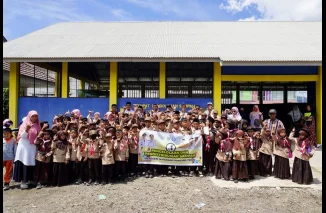 Wawako Allex Saputra Dukung Edukasi Pengelolaan Sampah untuk Siswa SDN 14 PPT