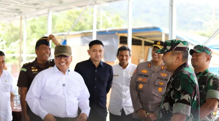 Wako Hendri Arnis bersama Pangdam XX/TIB Tinjau Pembangunan SPPG Kodim 0307/TD, Rabu (15/10/2025).