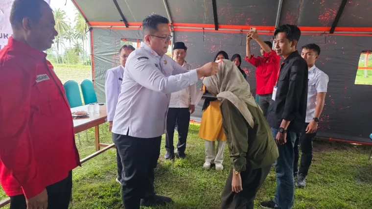 Wakil Bupati Tanah Datar Ahmad Fadly membuka Pelatihan Manajemen Tanggap Darurat Bencana bagi pelaku PMI di Nagari Cubadak, Kecamatan Limo Kaum