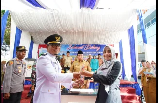 Wabup Tanah Datar Saksikan Sertijab Camat Rambatan