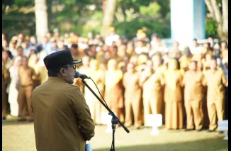 Bupati Eka Putra Pimpin Apel Gabungan ASN