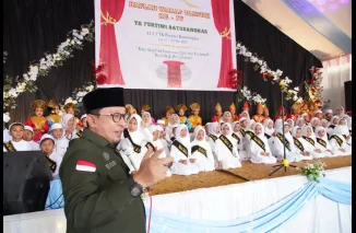 Bupati Eka Putra Apresiasi Haflah Tahfiz TK Pertiwi Batusangkar