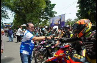 Bupati Eka Putra Buka Tanah Datar Cup Race Series II
