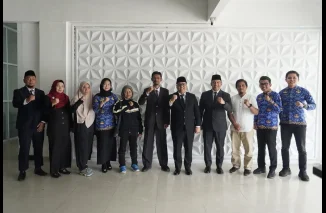 Semangat Harumkan Daerah, Atlet Korpri Padang Panjang Dilepas Wako Hendri ke Pornas Palembang