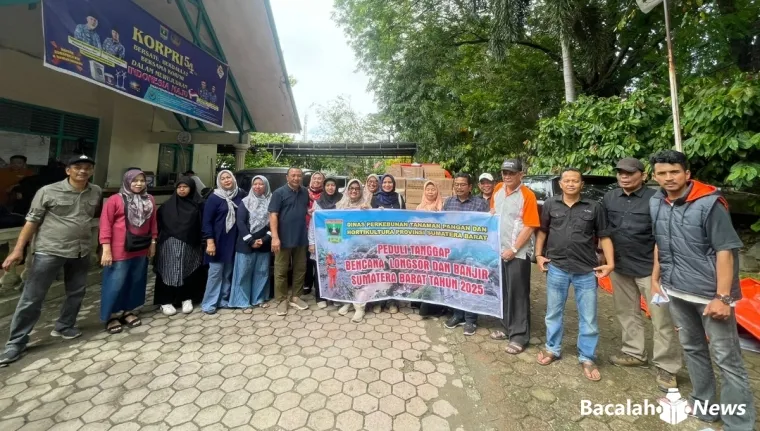 Disbuntanhor Provinsi Sumatera Barat salurkan bantuan kebutuhan harian bagi warga terdampak bencana longsor dan banjir ke Nagari Salareh Aia Timur, Kecamatan Palembayan, Kabupaten Agam. Foto Anizur