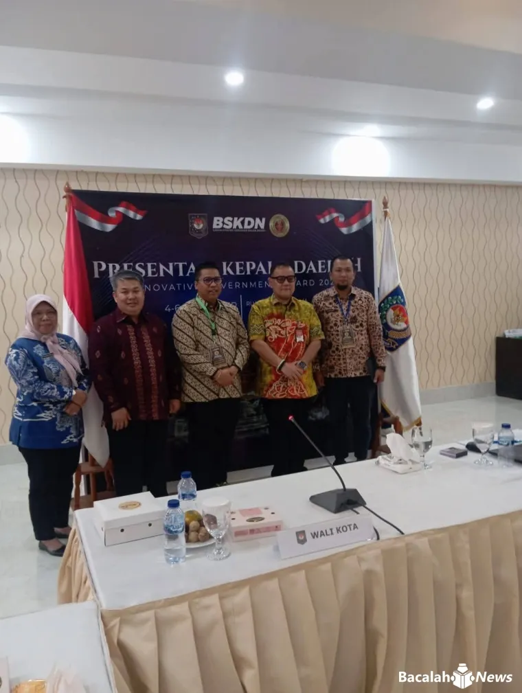 Wako Hendri Arnis ketika menjadi salah satu kepala daerah yang memaparkan inovasi unggulan daerah pada ajang Innovative Government Award (IGA) 2025, Kamis (6/11/2025), di Aula BSKDN Kementerian Dalam Negeri, Jakarta. (Foto Kominfo)