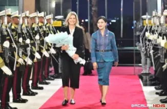 Ratu Mxima dari Belanda tiba di Bandara Internasional Soekarno-Hatta, Tangerang, Provinsi Banten pada Senin malam, 24 November 2025. Foto: BPMI Setpres