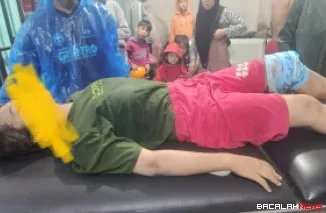 Korban Galodo Nagari Selareh Aia Kecamatan Palembayan, Kabupaten Agam berada di puskesmas koto alam. Dok