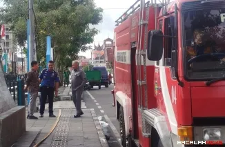 Regu Brama Disdamkar dan Penyelamatan Bukittinggi Gelar Aksi Kamis Bersih Bagian dari Kegiatan Rutin.