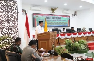Wabup Ahmad Fadly menyampaikan jawaban Pemkab atas tanggapan fraksi DPRD Tanah Datar atas Ranperda APBD 2026.