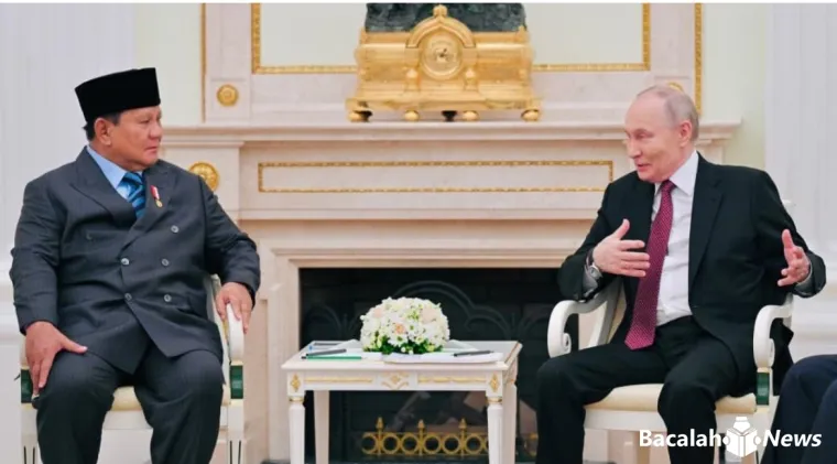 Presiden Federasi Rusia Vladimir Putin menyampaikan komitmen untuk memperkuat hubungan bilateral dengan Indonesia saat bertemu Presiden Prabowo Subianto dalam kunjungan kerja ke Istana Kremlin, Moskow, Rabu 10 Desember 2025. Foto: BPMI Setpres