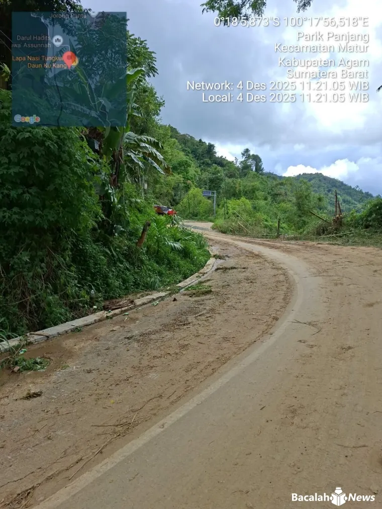 Terlihat jalur Maninjau - Kelok 44 - Matur - Simpang Panta - Batas Kota Bukittinggi sudah dapat dilalui kendaraan roda dua dan roda empat. Foto Anizur