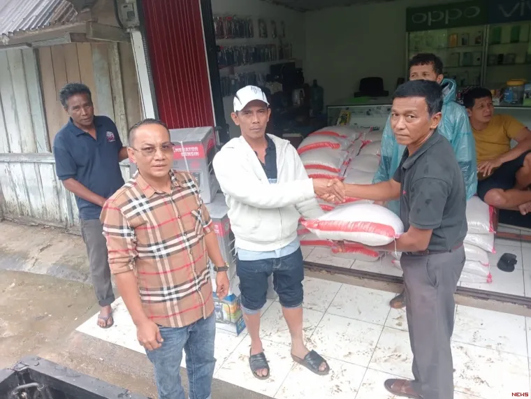 Hotel Sakura salurkan bantuan. Dok