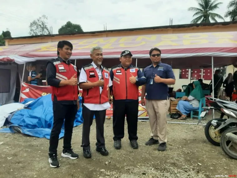 Salurkan Bantuan. Foto Anizur