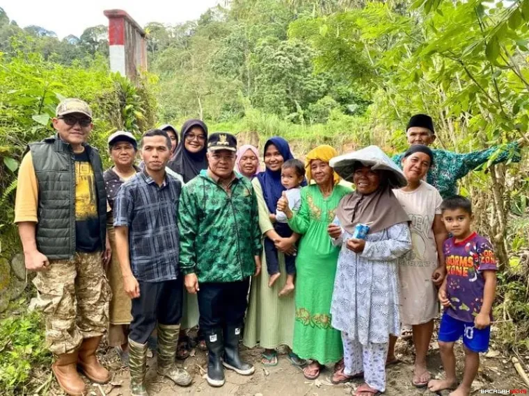 Bupati Benni Warlis. Foto Anizur