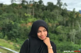 Aulia Ramadani (21), mahasiswi semester lima Universitas Islam Negeri (UIN) Padang salah satu korban banjir bandang Nagari Salareh Aia Timur, Kecamatan Palembayan selamat dari bencana Hidrometeorologi. Dok