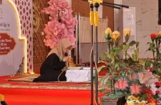 Kafilah Tanah Datar yang berlomba di hari kedua MTQ Nasional di Bukittinggi.