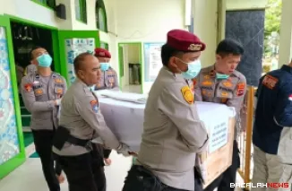 Pemakaman 10 Jenazah Tanpa Identitas Berlangsung Penuh Haru dan Pengawalan Ketat