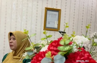 Kasubag Tata Usaha Kemenag Kota Bukittinggi, Tri Andriani. Foto istimewa