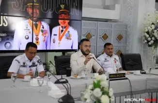 Wali Kota Padang Fadly Amran, menjadi narasumber dalam Rapat Koordinasi Nasional (Rakornas) Forum Kerukunan Umat Beragama (FKUB) dengan tema "Sinergi Pemerintah dan FKUB Guna Memperkuat Persatuan Bangsa dan Harmoni Sosial" yang dilaksanakan secara virtual