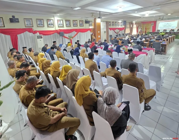Sidang Paripurna DPRD Bukittinggi tentang hantaran LKPJ Wali Kota Bukittinggi Tahun Anggaran 2025