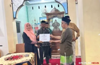 Anggota DPRD Kota Padang  Erismiarti melaksanakan kegiatan Safari Ramadhan 1447 H/2026 M di Masjid Jabaldin, Kelurahan Bukit Gado-gado, Kecamatan Padang Selatan, pada Sabtu (7/3/2026).