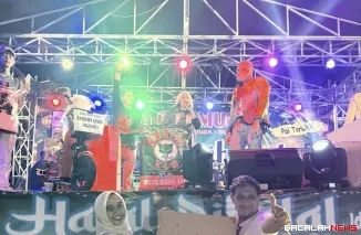 Ayuk Abenk "Hoyak" Lubuk Basung! 4 Ribu Warga Bergoyang di Dendang KIM L.A Community