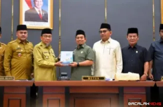DPRD Kota Padang menggelar sidang  paripurna penyampaian secara resmi Laporan Keterangan Pertanggungjawaban (LKPJ) Tahun Anggaran (TA) 2025, Senin (9/3/2026).